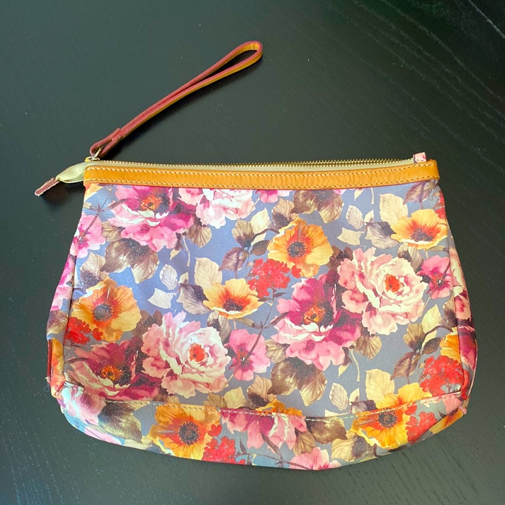 Cavalcanti Clutch Purse (med/large)